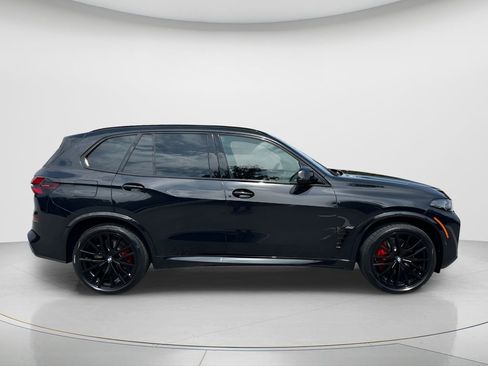 New 2026 BMW X5 xDrive40i w/ M Sport Package AWD/4WD image 4