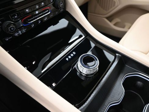 New 2025 Jeep Grand Cherokee L Limited w/ Luxury Tech Group II image 9