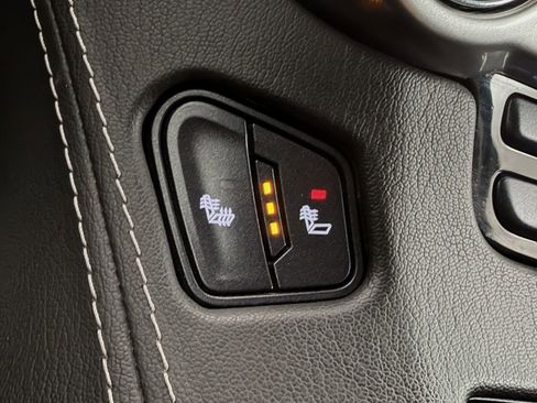 Used 2017 Chevrolet Tahoe LT image 26