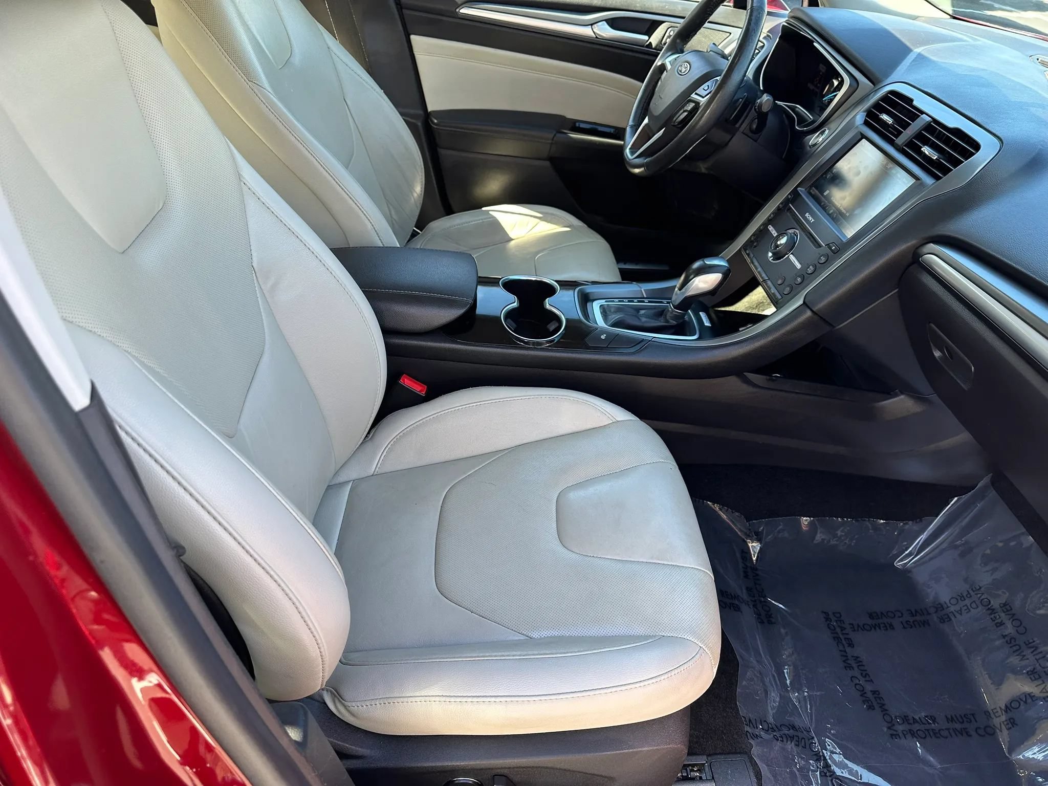Used 2016 Ford Fusion Titanium AWD/4WD image 15