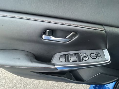 Used 2021 Nissan Sentra SR image 19