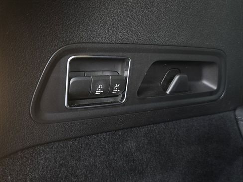 Used 2023 Mercedes-Benz GLS 450 4MATIC image 38