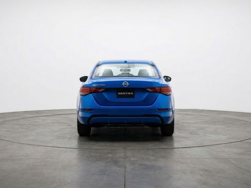 Used 2025 Nissan Sentra SV FWD image 7