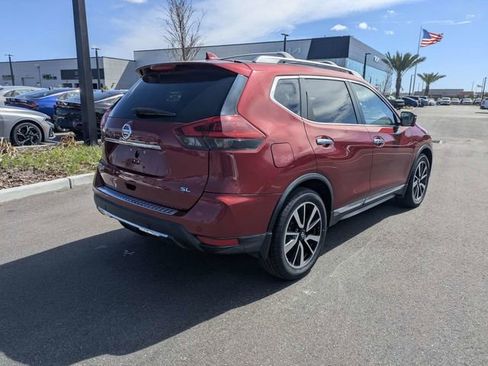 Used 2019 Nissan Rogue SL w/ Premium Package image 3