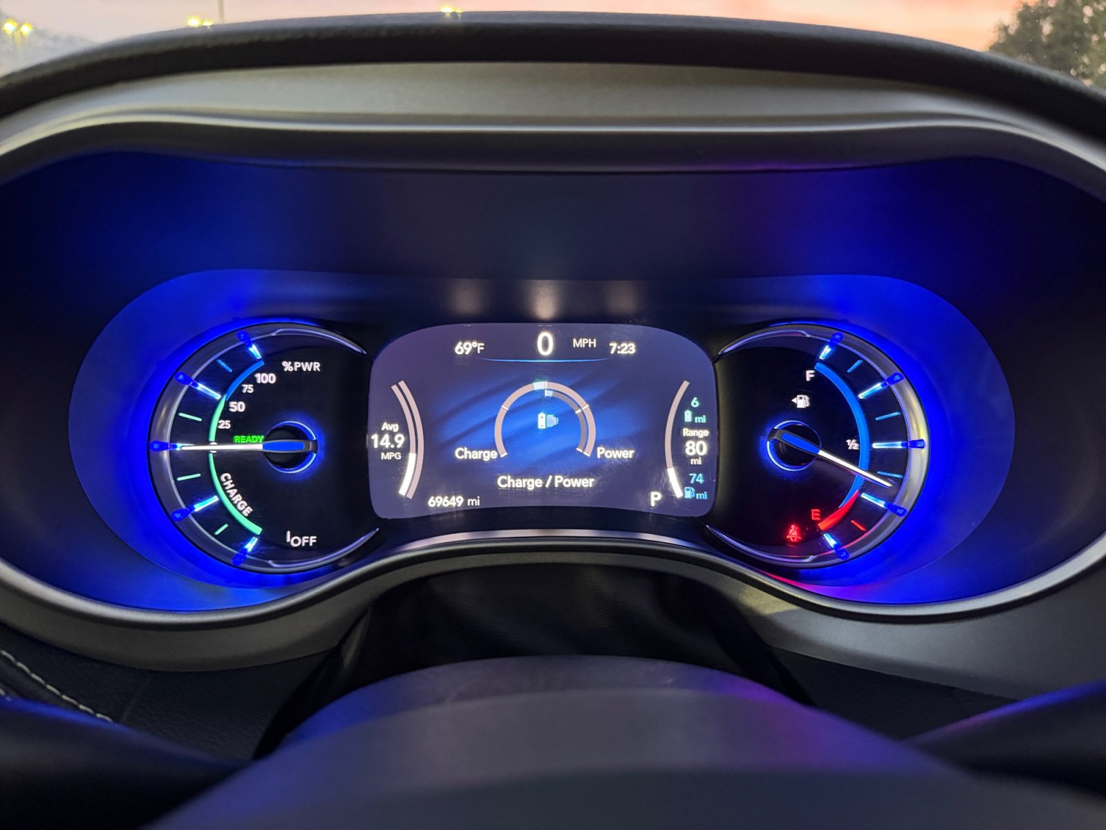 Used 2024 Chrysler Pacifica Limited FWD image 10