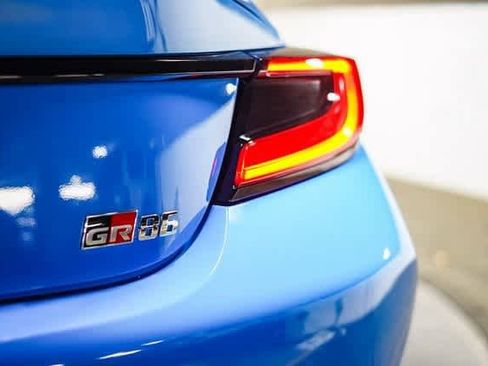 Certified 2023 Toyota GR86 Premium image 10