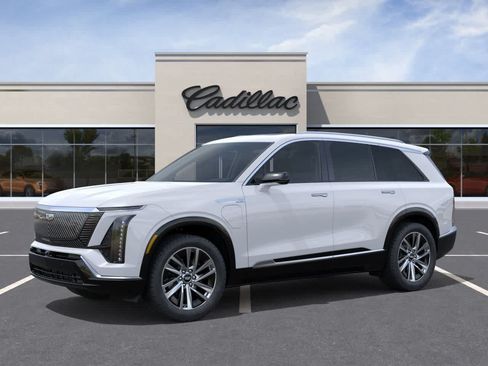 Used 2027 Cadillac Vistiq Luxury w/ LPO, Floor Liner Package AWD/4WD image 2
