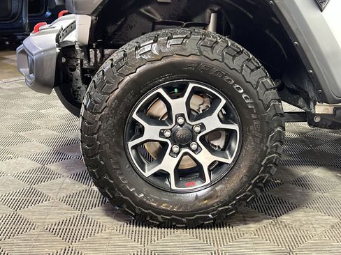 Used 2023 Jeep Wrangler Unlimited Rubicon w/ Cold Weather Group image 12