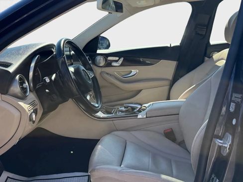 Used 2015 Mercedes-Benz C 300 4MATIC Sedan image 9