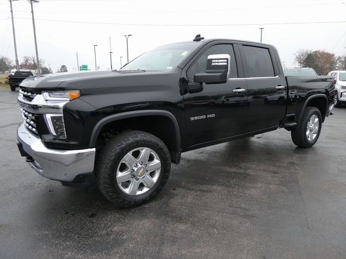 Used 2021 Chevrolet Silverado 3500 LTZ image 9