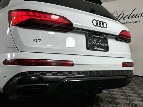 Used 2025 Audi Q7 3.0T Premium Plus w/ Premium Plus Package AWD/4WD image 28