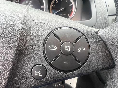 Used 2010 Mercedes-Benz C 300 4MATIC Sedan image 17