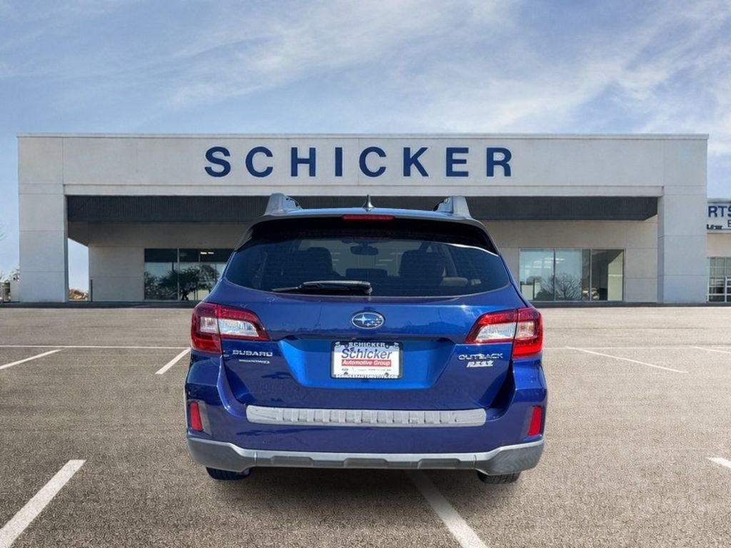 Used 2017 Subaru Outback 2.5i Premium AWD/4WD image 4