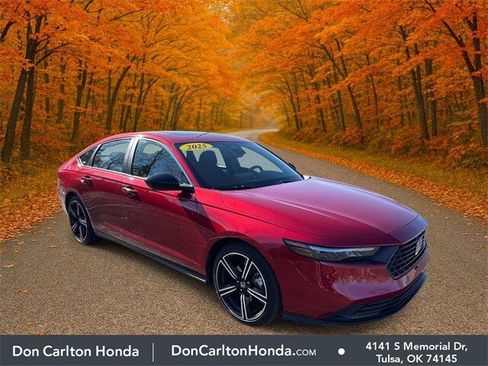Used 2025 Honda Accord Sport image 1