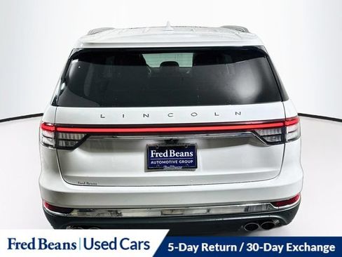 Certified 2020 Lincoln Aviator Reserve w/ Elements Package Plus AWD/4WD image 7