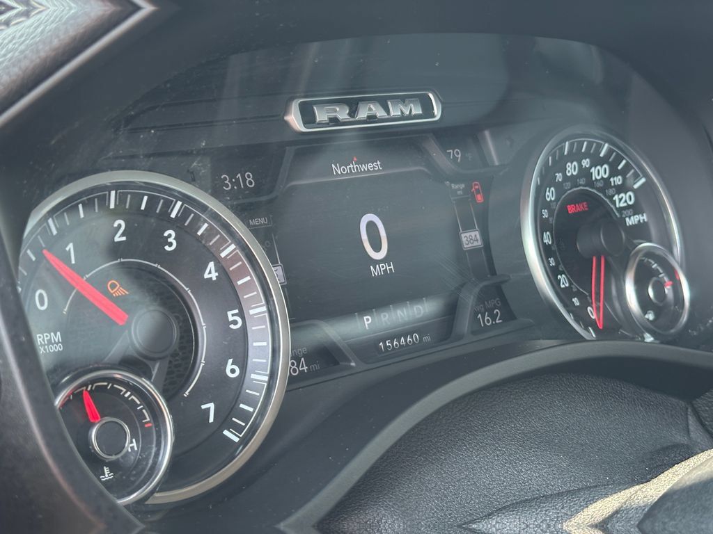 Used 2019 RAM 1500 Laramie AWD/4WD image 17