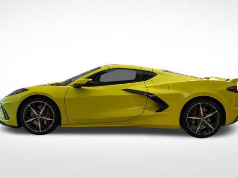Used 2020 Chevrolet Corvette Stingray Premium Cpe w/ 3LT Preferred Equipment Group RWD image 2