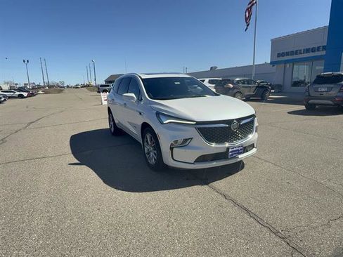 Used 2022 Buick Enclave Avenir w/ LPO, Floor Liner Package AWD/4WD image 8