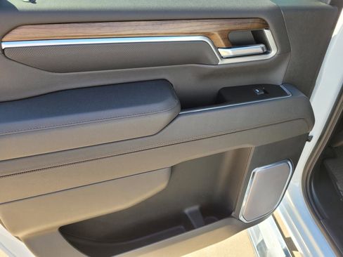 New 2026 Chevrolet Silverado 3500 High Country w/ High Country Premium Package AWD/4WD image 7