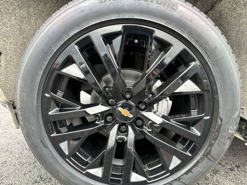 New 2026 Chevrolet Silverado 1500 LTZ w/ LTZ Premium Package image 10