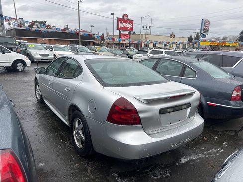 Used 2004 Pontiac Grand Prix GT w/ Drivers Package image 6