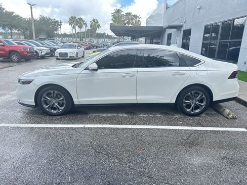 Used 2024 Honda Accord EX image 3