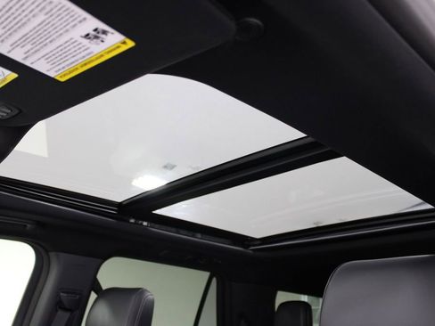 Used 2025 Ford Expedition Platinum w/ Stealth Appearance Package image 47