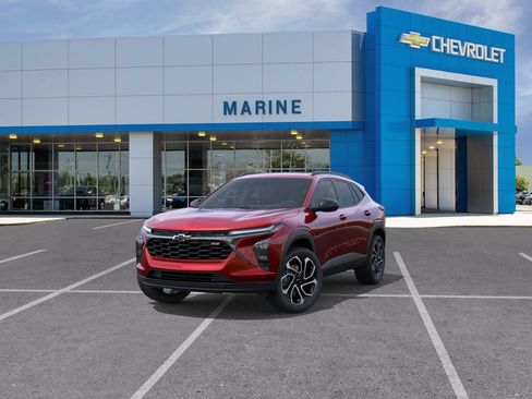 New 2026 Chevrolet Trax RS w/ Sunroof Package FWD image 8