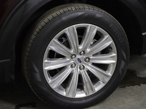 Used 2022 Ford Explorer Limited w/ Equipment Group 301A image 42