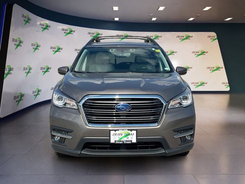 Used 2022 Subaru Ascent Limited w/ Technology Package image 2