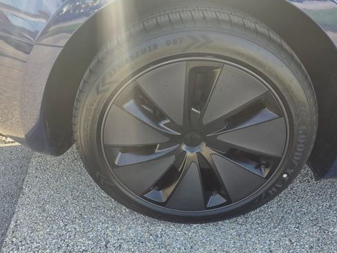 Used 2025 Tesla Model 3 Long Range RWD image 11