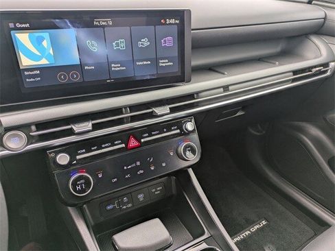 Certified 2025 Hyundai Santa Cruz SEL image 11