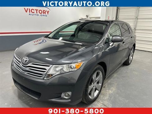 Used 2010 Toyota Venza image 1