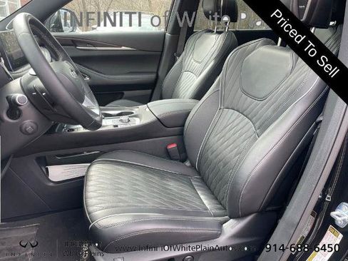 Certified 2026 INFINITI QX60 Autograph w/ Dark Cargo Package AWD/4WD image 6