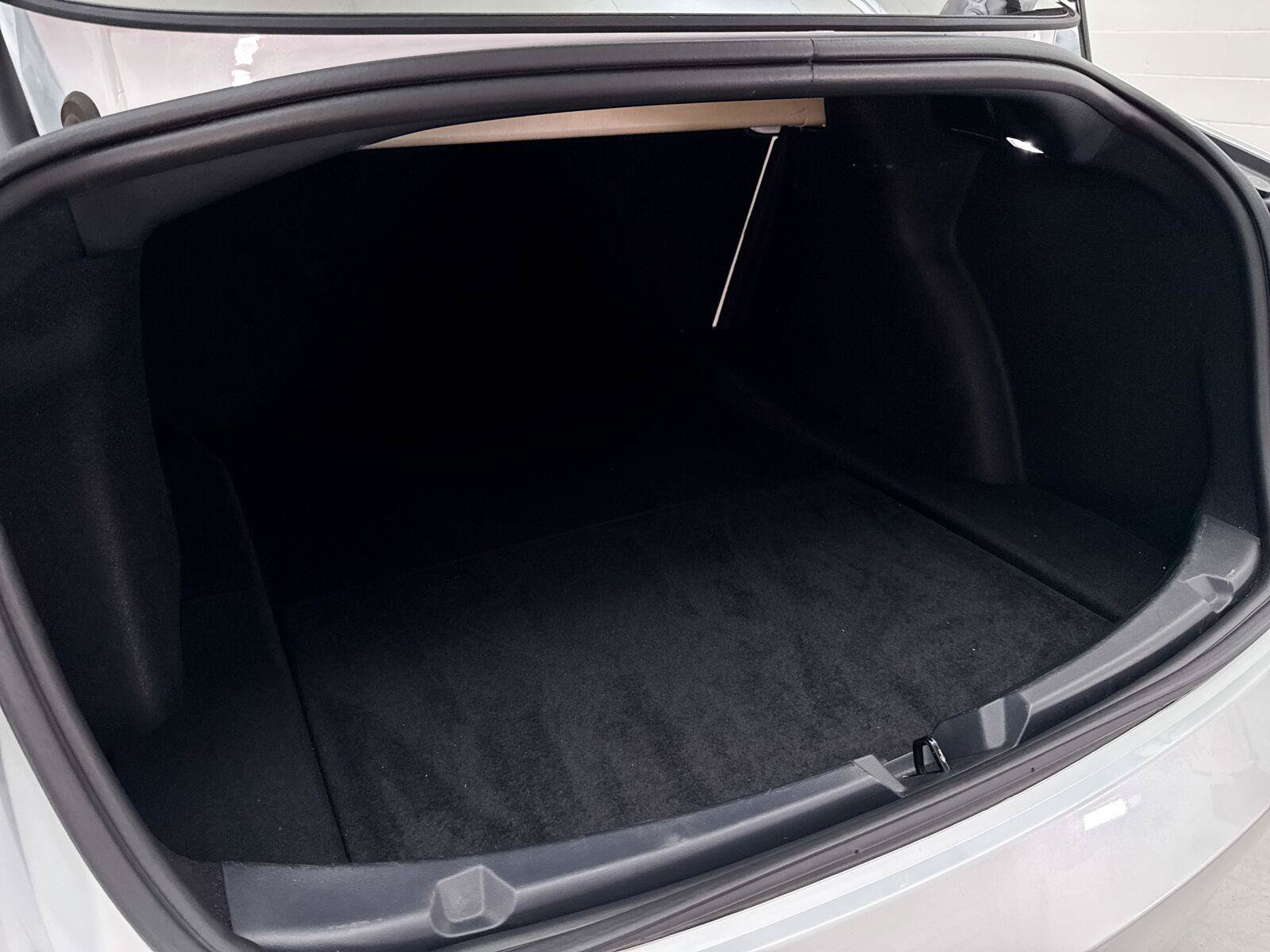 Used 2023 Tesla Model 3 Standard Range RWD image 37