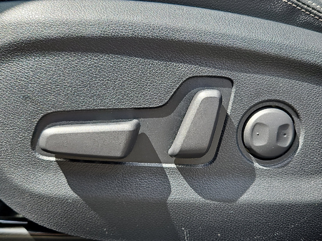 Certified 2022 Kia Sportage Nightfall Edition w/ Nighfall AWD Premium Package image 28