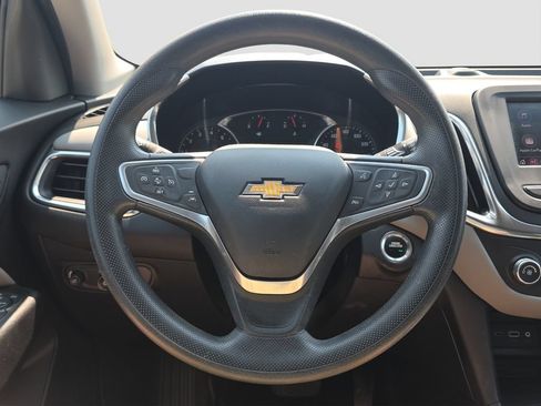 Used 2022 Chevrolet Equinox LT FWD image 9