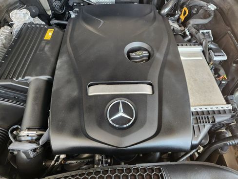 Used 2019 Mercedes-Benz GLC 300 image 33
