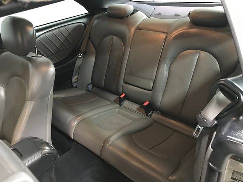 Used 2008 Mercedes-Benz CLK 350 Coupe image 16