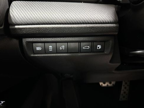 Used 2025 Toyota Camry SE FWD image 18