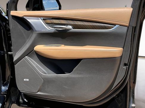 Certified 2023 Cadillac XT6 Premium Luxury w/ Platinum Package AWD/4WD image 19