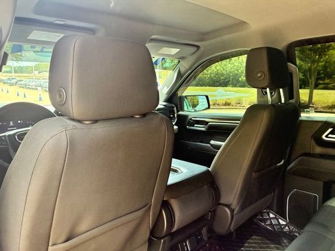 Used 2023 GMC Sierra 1500 Elevation RWD image 16