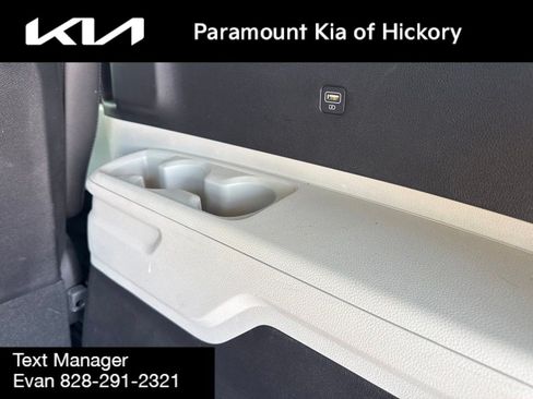Used 2023 Kia Carnival SX Prestige FWD image 15