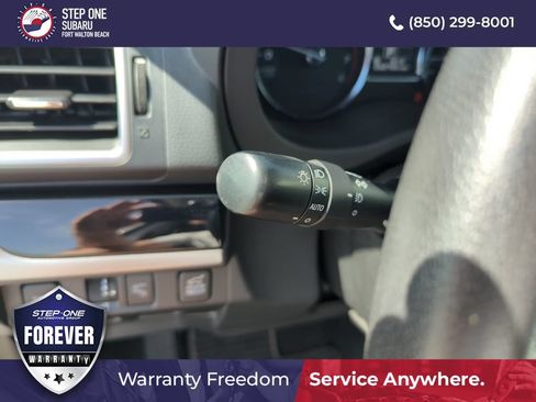 Used 2017 Subaru Forester 2.5i Touring AWD/4WD image 21