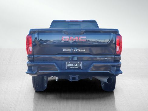 Used 2022 GMC Sierra 3500 Denali image 4