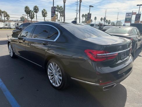 Used 2016 BMW 740i RWD image 6