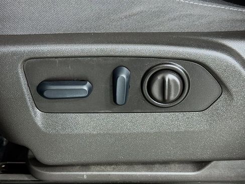 Used 2022 Chevrolet Silverado 1500 RST image 19