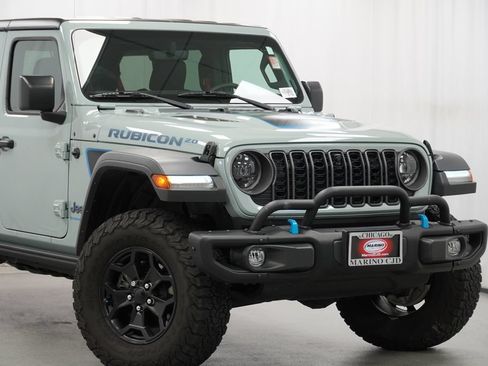 Used 2023 Jeep Wrangler Unlimited Rubicon 4xe AWD/4WD image 3