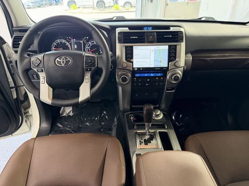 Used 2023 Toyota 4Runner Limited AWD/4WD image 12