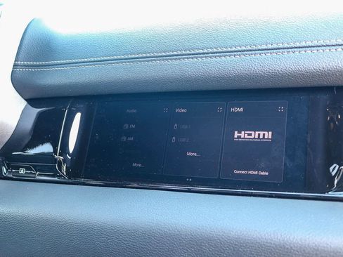 New 2026 RAM 1500 Laramie AWD/4WD image 19